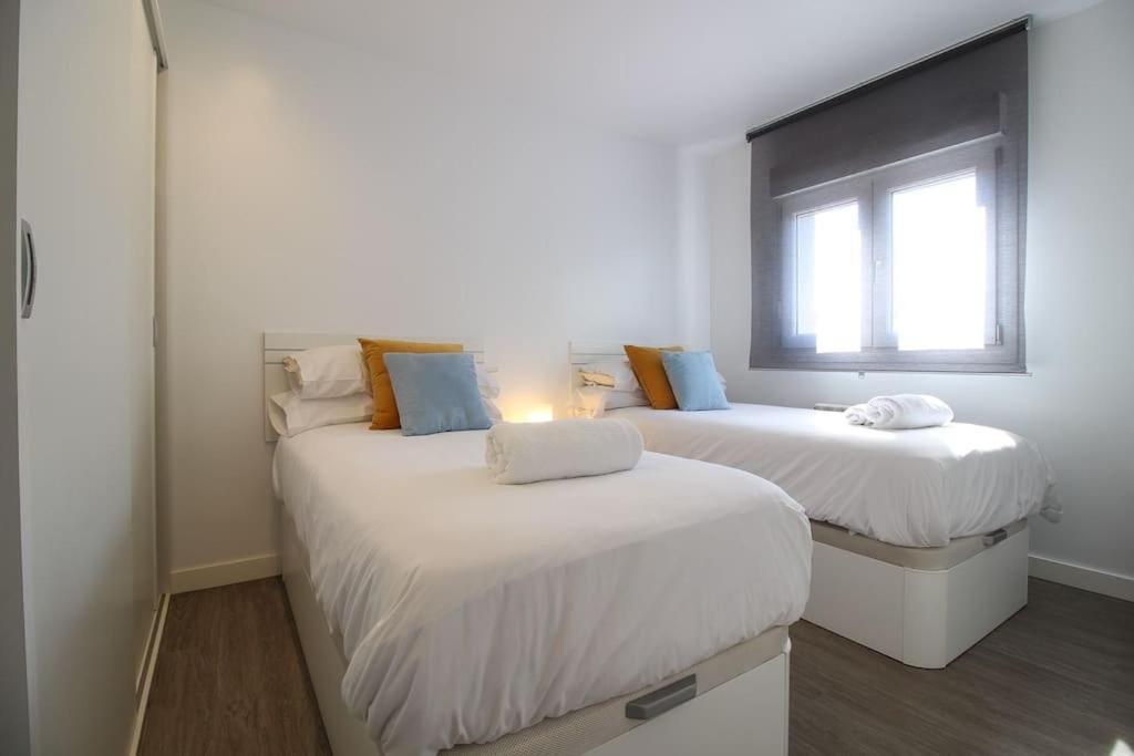 Apartamento En Santander Con Aparcamiento Kültér fotó
